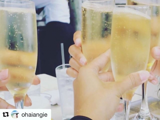 #Repost @ohaiangie with @get_repost
???
#Sundaze = good food, good company, and bottomless mimosas!